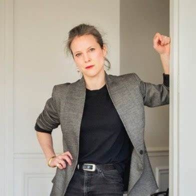 Consultations pour un nouveau Premier ministre : Lucie Castel à l'Élysée