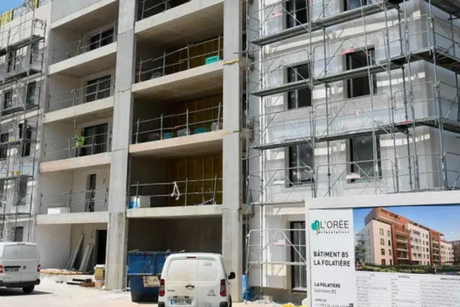 Crise du Logement en Zone Tendue : Le Plan du Gouvernement pour Augmenter l'Offre et Freiner la Spéculation Immobilière.