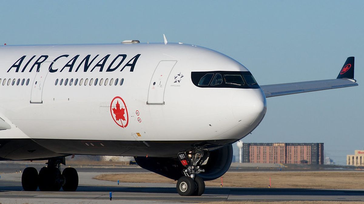 La grève massive d’Air Canada paralyse des milliers de passagers : enjeux sociaux et répercussions économiques