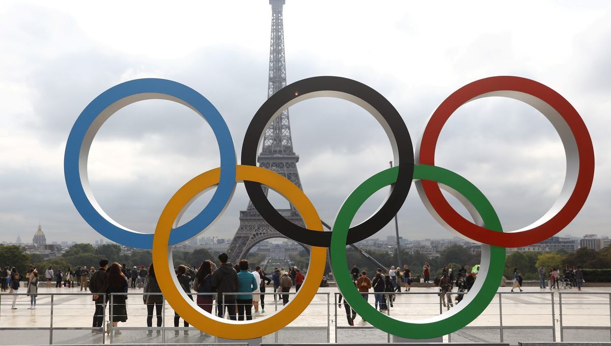 OMONDO SOCIÉTÉ - Anneaux olympiques sur la tour Eiffel : Dati veut des "consultations", les descendants d'Eiffel s'insurgent