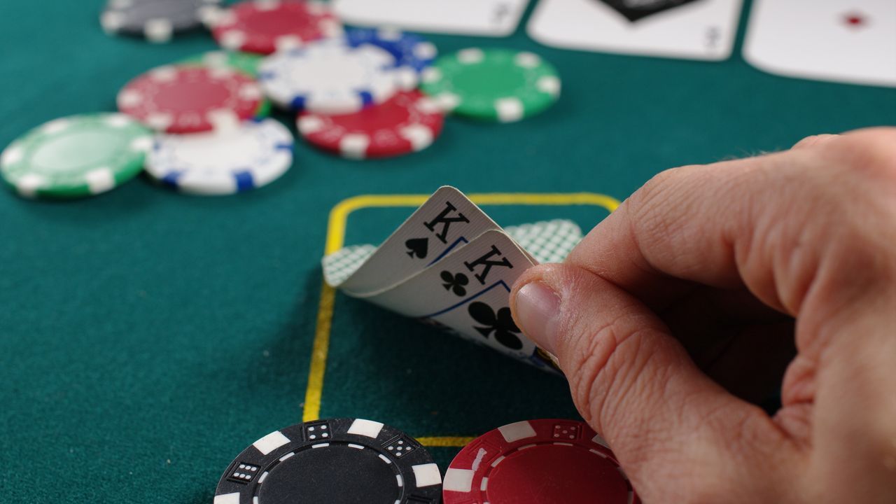 Paris : Fermeture des clubs de jeux menace 1500 emplois
