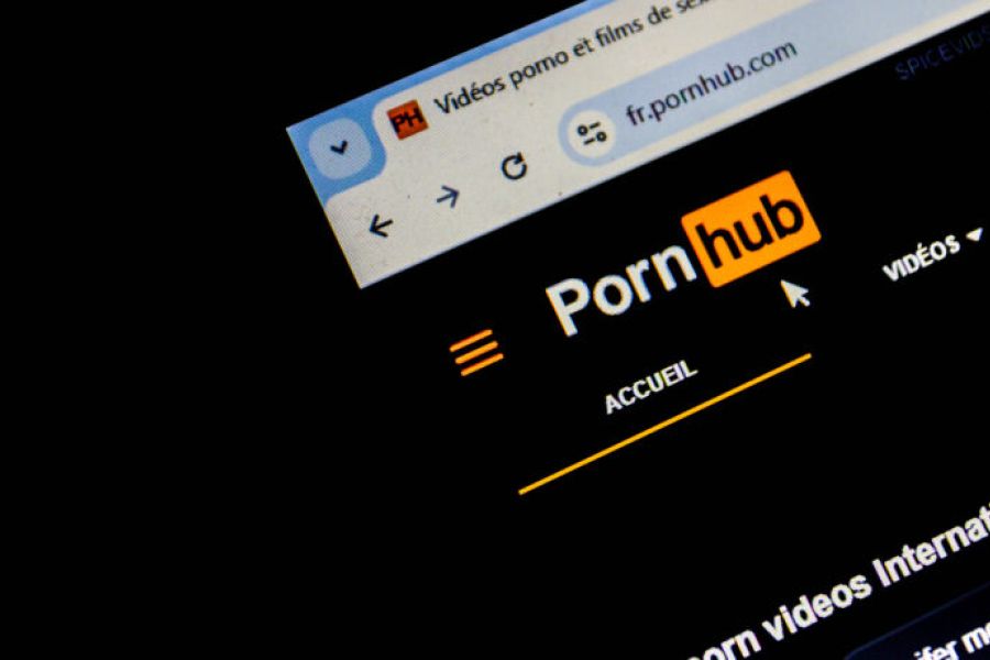 Fermeture de Pornhub, YouPorn et RedTube – la régulation du numérique en débat