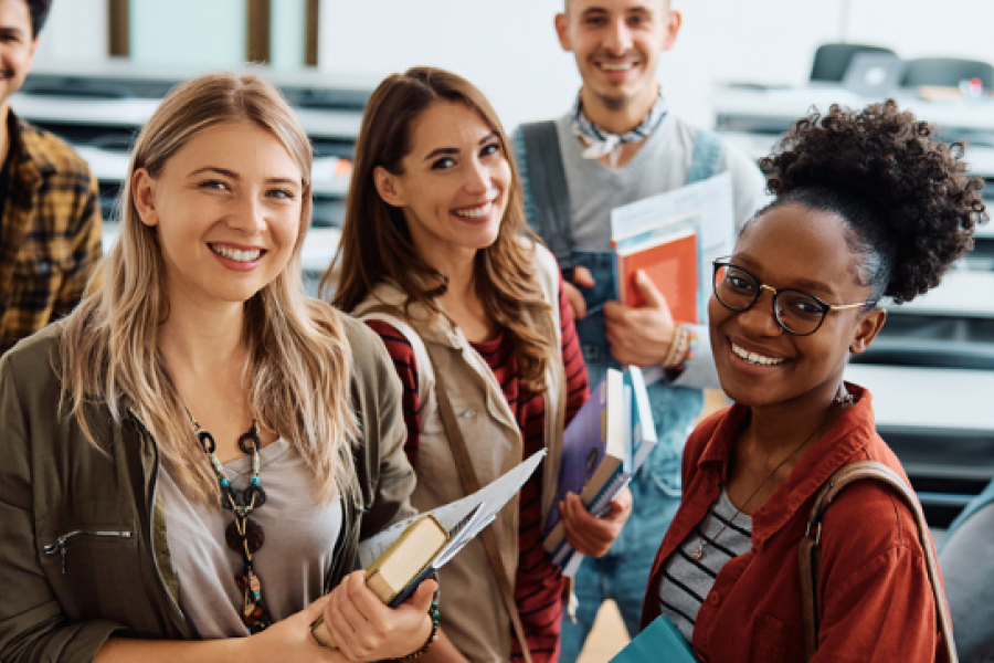 Dossier Omondo Éducation & Recherche : Les universités françaises sont-elles attractives pour les chercheurs internationaux ? La France et ses universités face à la concurrence mondiale pour attirer les meilleurs talents