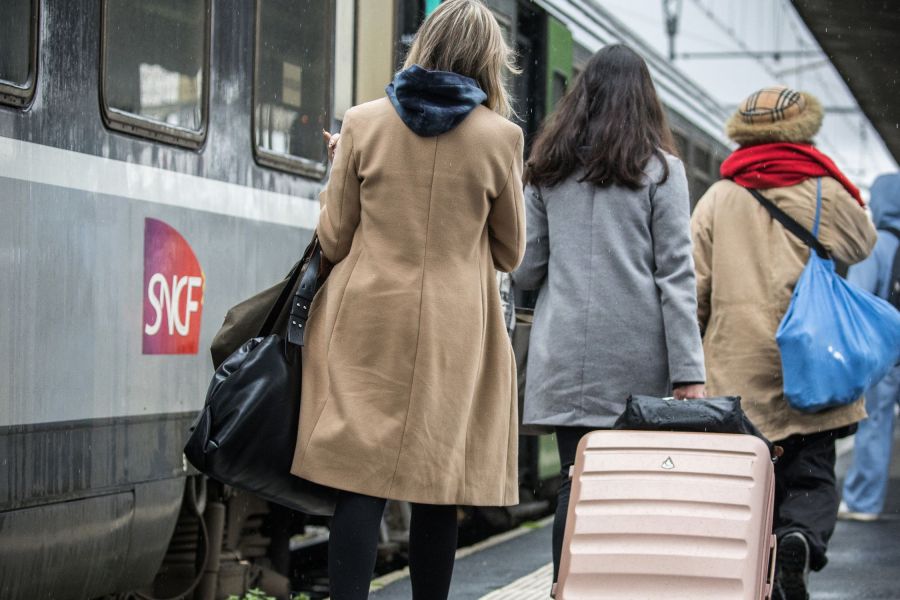 SNCF : 65% des Français réclament l’interdiction des grèves durant les ponts de mai. Vers une remise en question du droit de grève dans les services publics ?