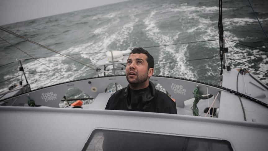 Vendée Globe : Le Récit Glaçant de Guirec Soudée après son Accident en Pleine Mer
