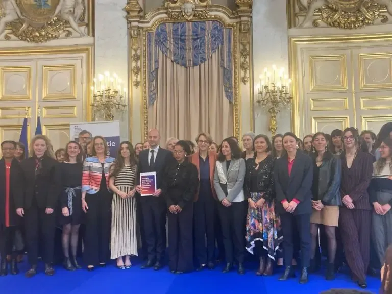 Diplomatie Féministe : la 4e Conférence ministérielle à Paris propulse la diplomatie féminine à un niveau global