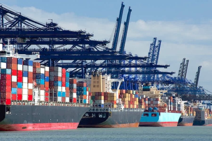 Douanes en alerte : Face-à-face tendu sur le commerce transatlantique