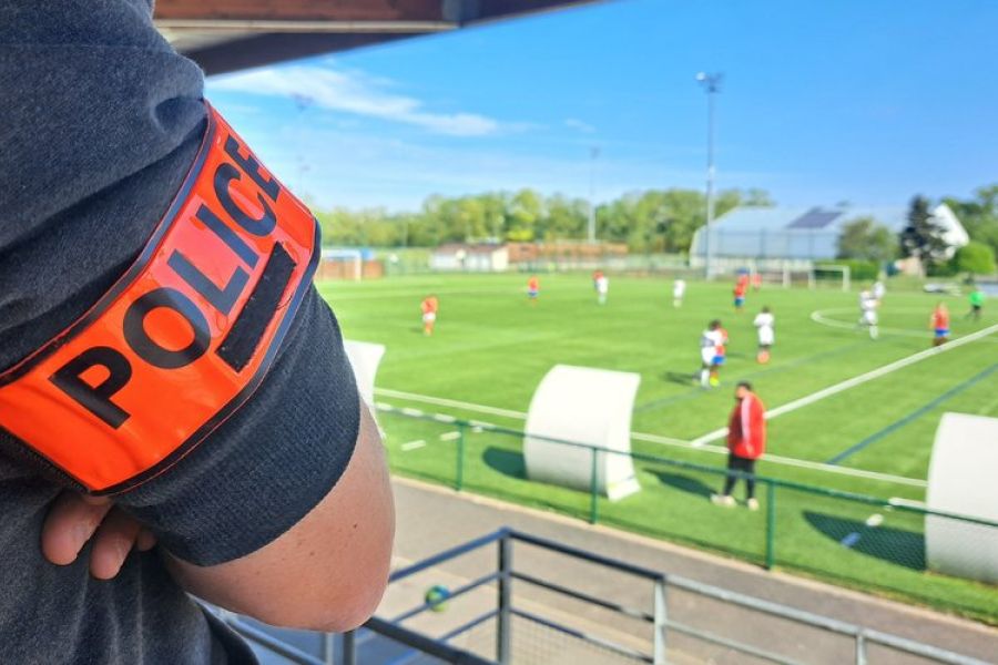 Seine-et-Marne: un blessé grave dans l'attaque d'une équipe de football en plein match