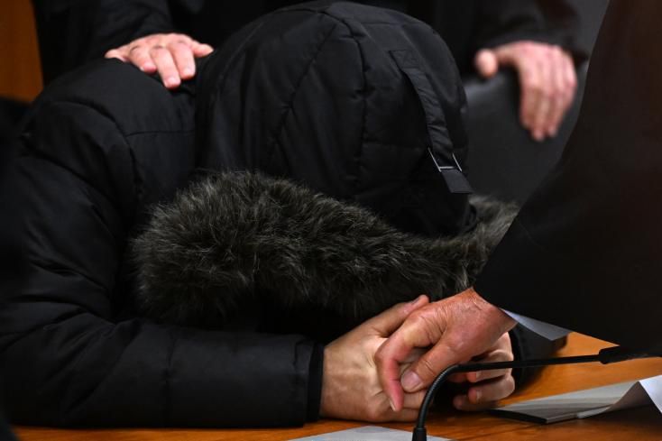 Un médecin syrien condamné à perpétuité en Allemagne pour crimes contre l’humanité : la justice universelle à l’épreuve