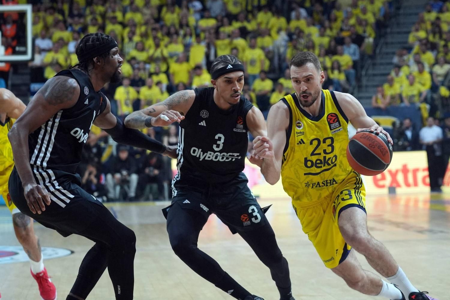 Paris Basketball submergé par Fenerbahçe en Euroligue
