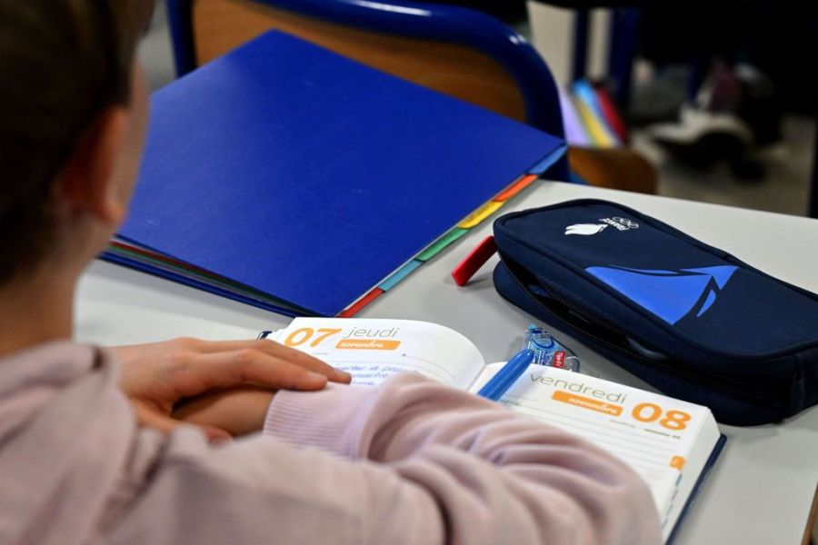 polémique à Sens, une enseignante suspendue après une minute de silence pour Gaza