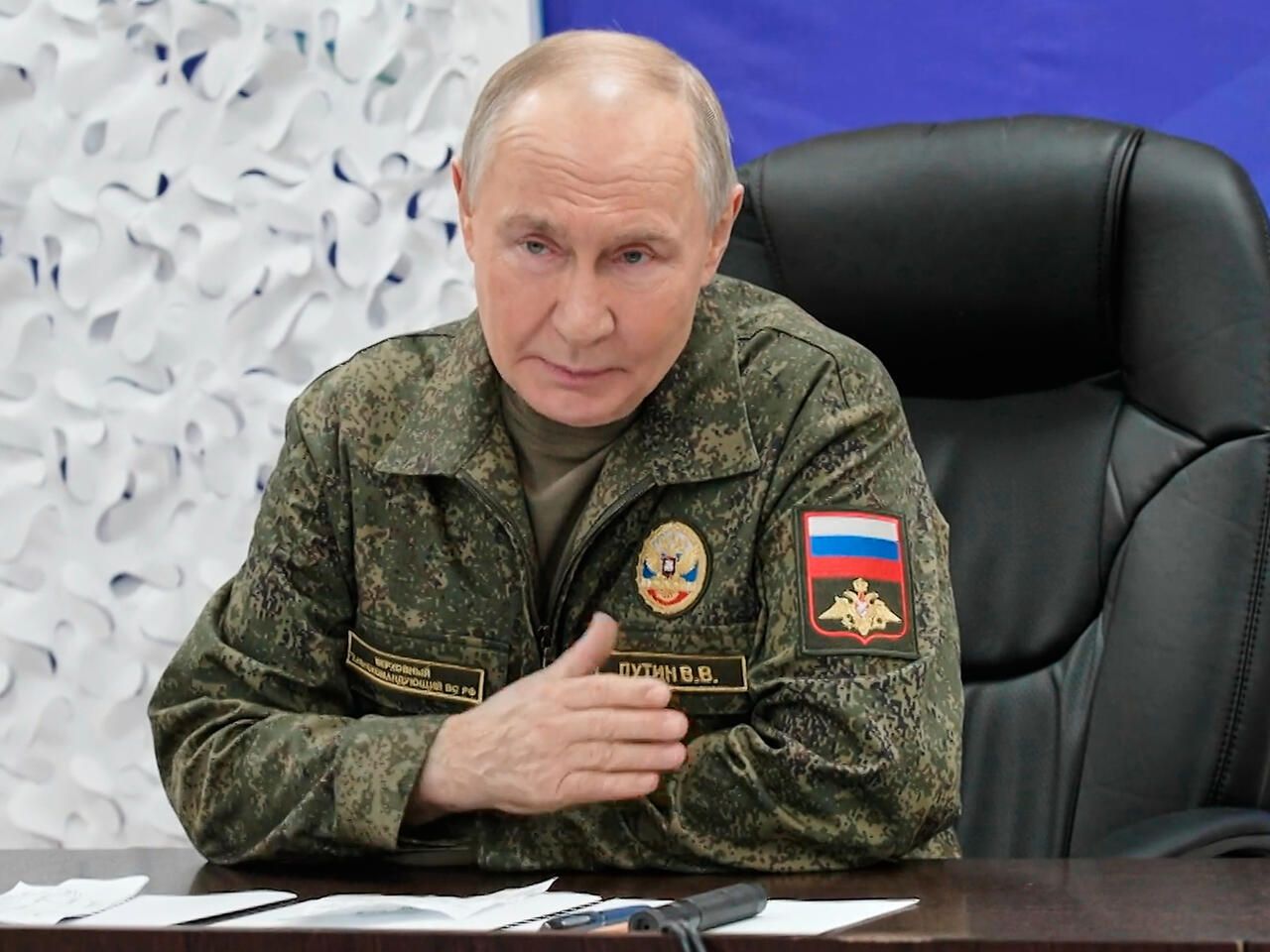 OMONDO DOSSIER GUERRE ET PAIX : Ukraine : Quelle Paix pour Demain et la Place Cruciale de l'Europe ?