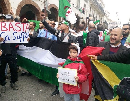 L'Algérie réitère son soutien aux palestiniens