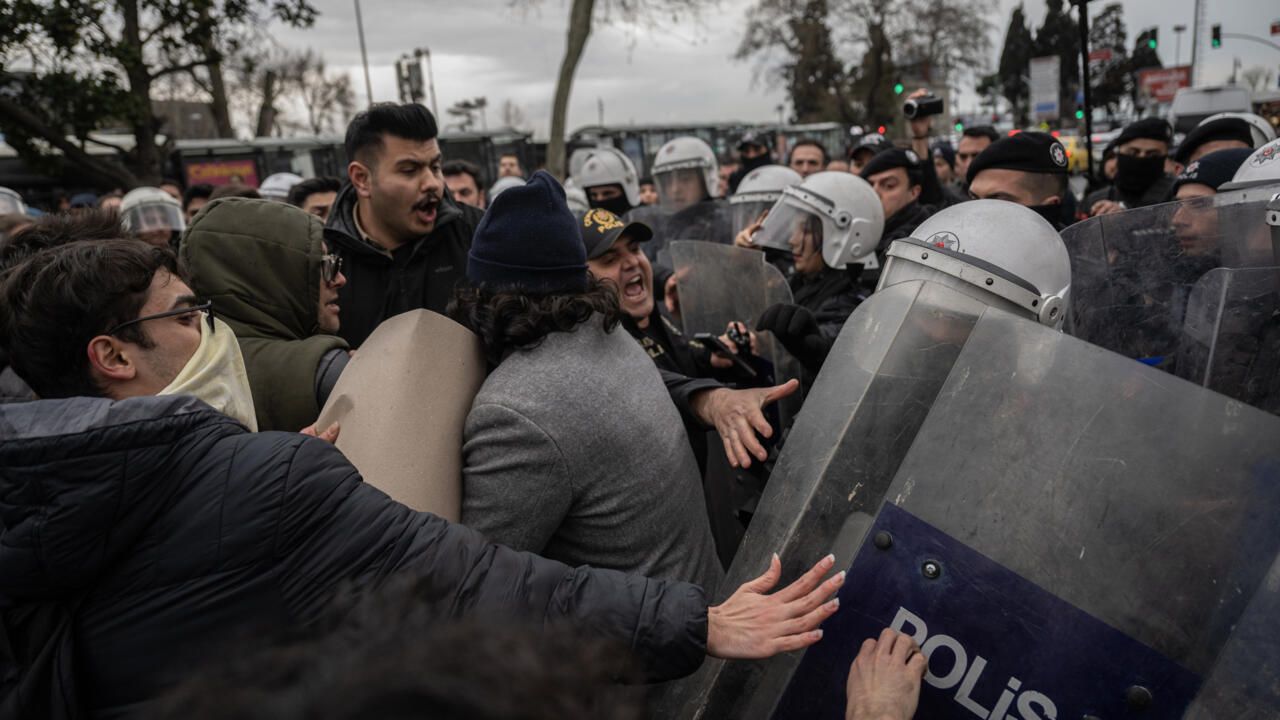 Turquie en Ébullition : Nouvelles Manifestations Massives à Istanbul et Ankara.