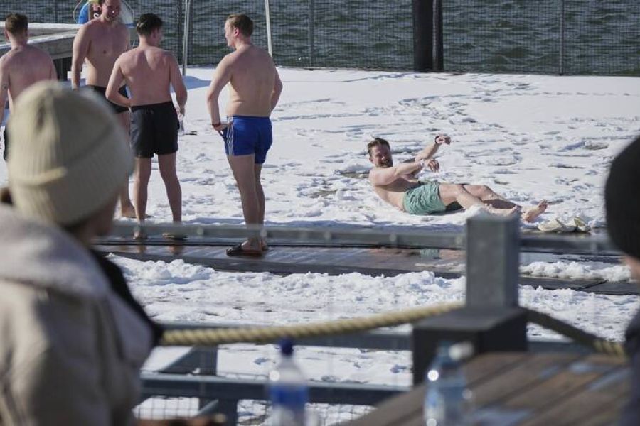 La Finlande reste le pays le plus heureux au monde, les États-Unis chutent