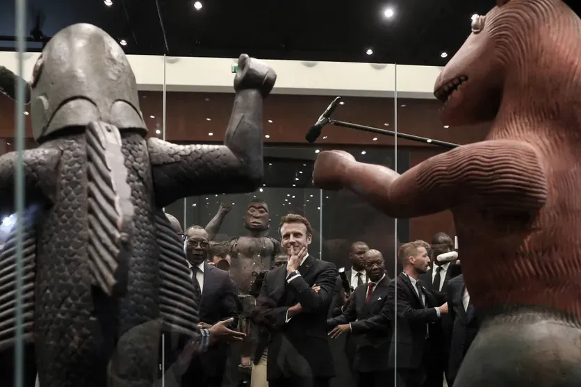 Économie circulaire : Le Sénat accélère la loi sur les restitutions coloniales, un enjeu éthique et politique