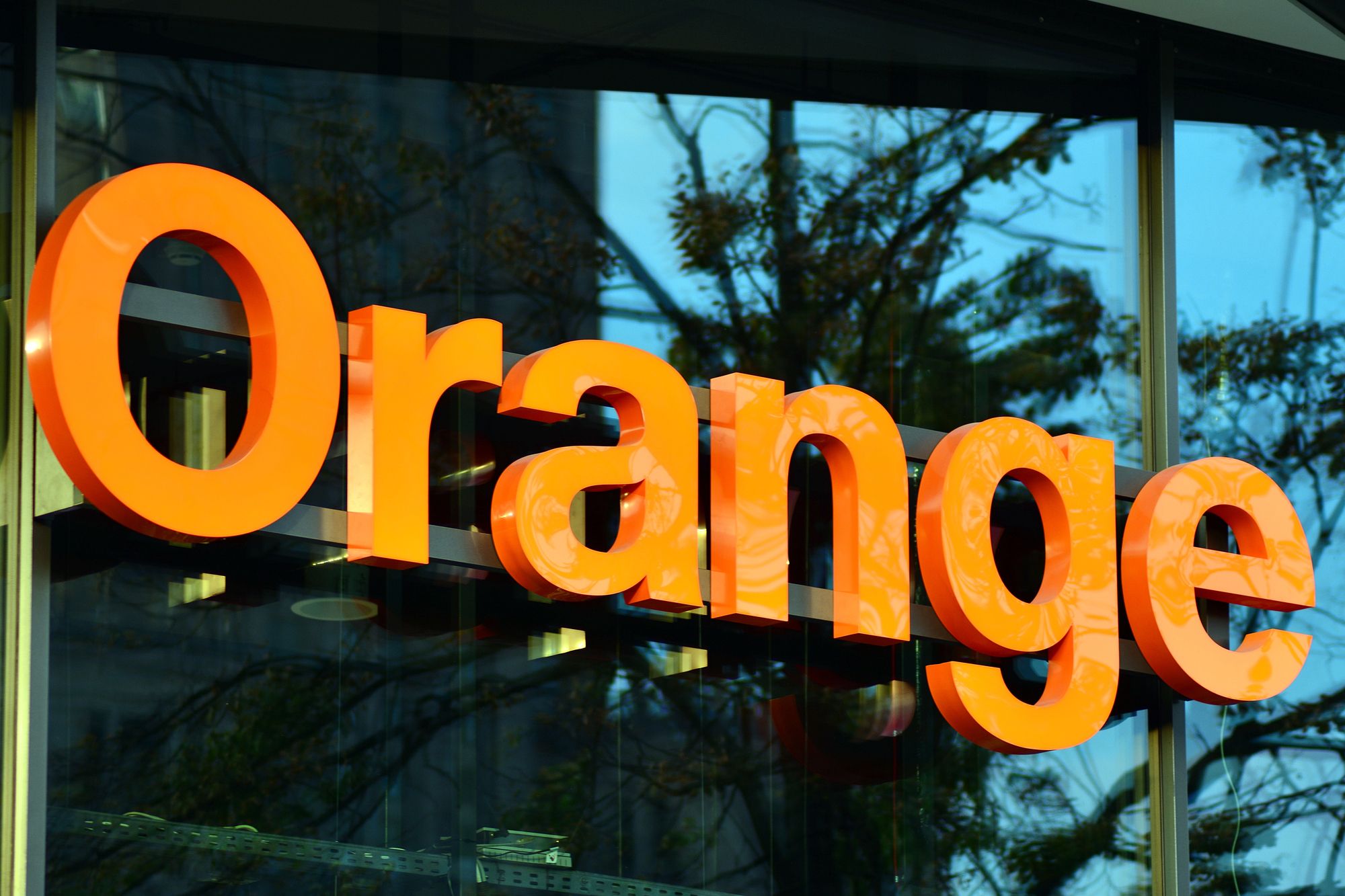 Transition numérique : Orange annonce le passage de 763 nouvelles communes au 100% Très Haut Débit