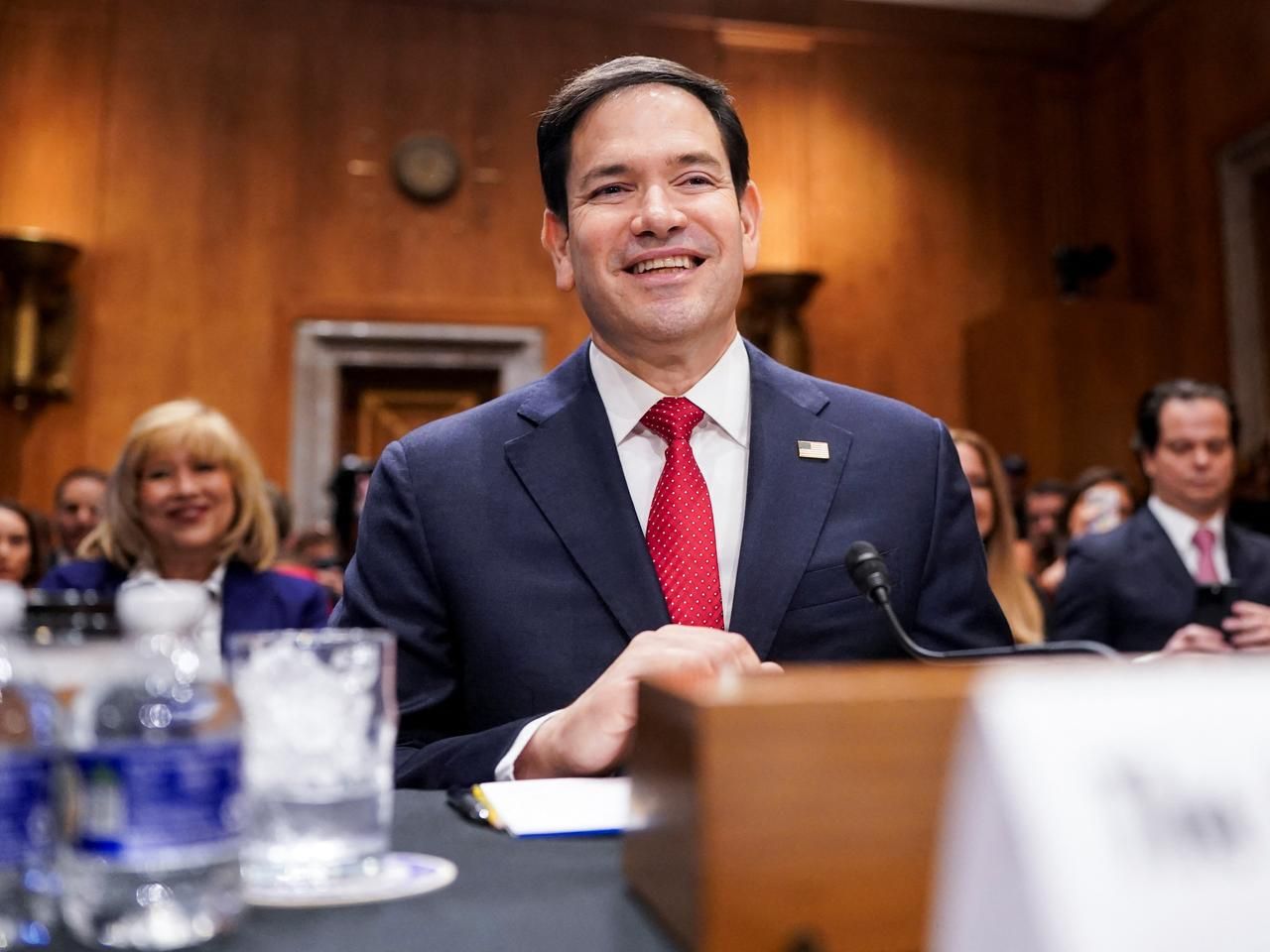 Aide étrangère américaine : Marco Rubio suspend les financements, l'Ukraine impactée