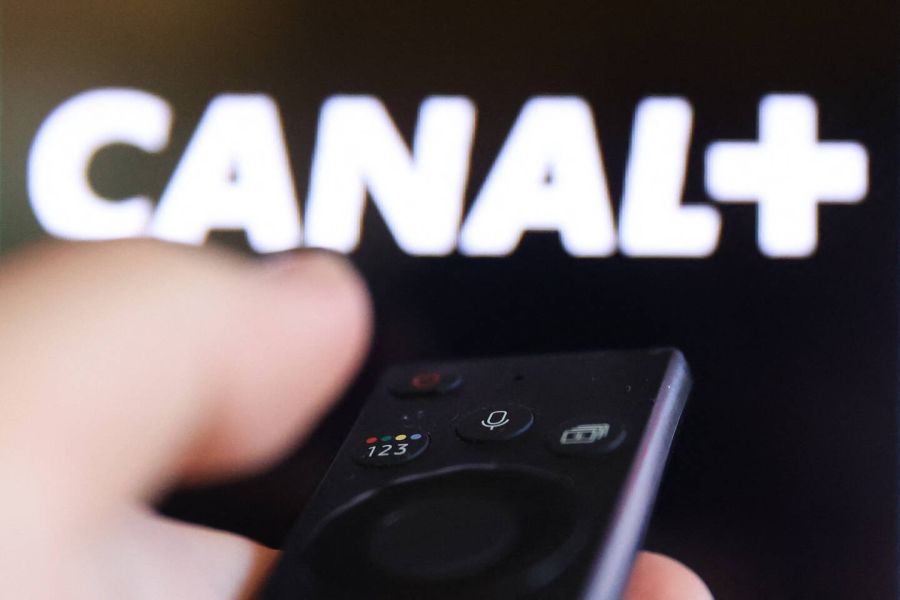 Canal+ annonce retirer ses chaînes payantes de la TNT : un bouleversement dans le paysage audiovisuel français