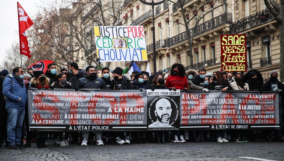 Trois policiers jugés pour homicide involontaire dans l'affaire Chouviat