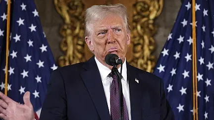 Crise du Groenland : Trump menace de boycotts économiques face au refus danois de céder le territoire