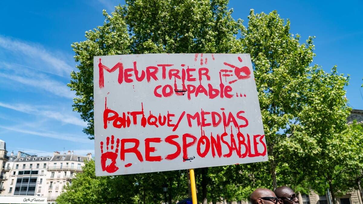 Dossier Omondo Autrement - Malaise des musulmans en France : entre stigmatisation, rejet et contrôle