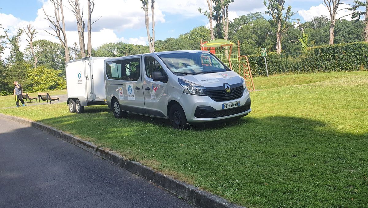Vol d'une remorque handisport près de Nantes : la solidarité en action