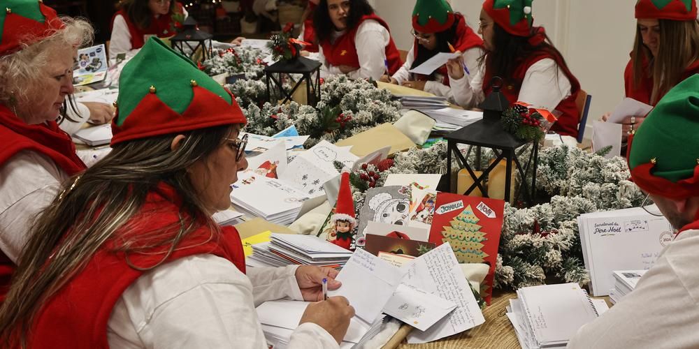 Ces lettres touchantes envoyées au secrétariat du Père Noël