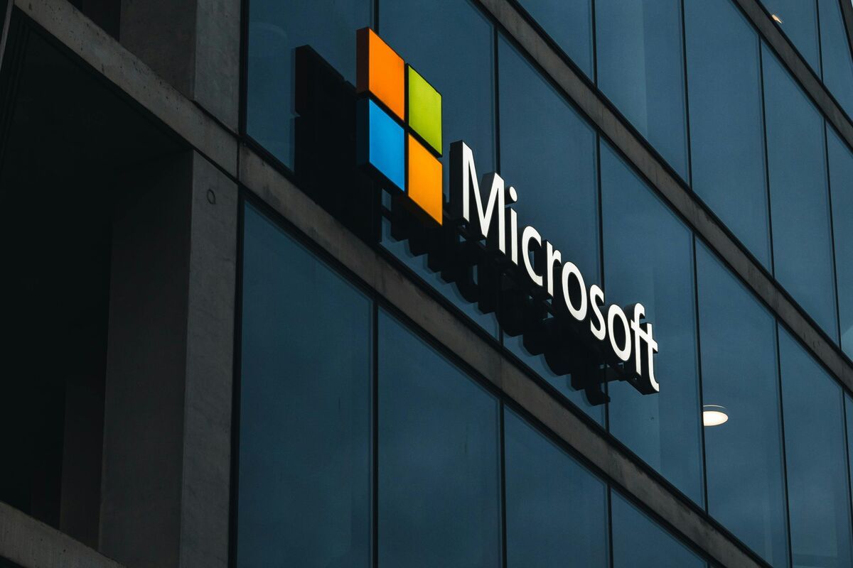 Microsoft engagera 30 milliards de dollars au Royaume-Uni