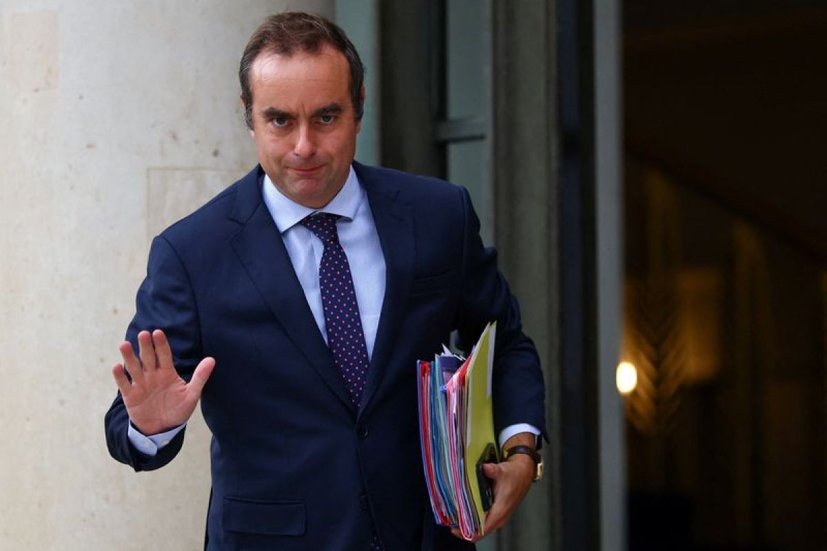 Budget : Lecornu et Brun, duel de Normands et dilemme socialiste sur la stratégie budgétaire 2026