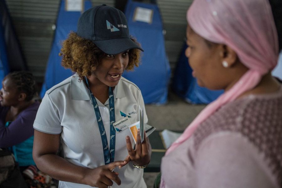 La lutte contre le sida perturbée malgré l'exemption au gel des financements américain - Un impact potentiel sur la santé publique mondiale