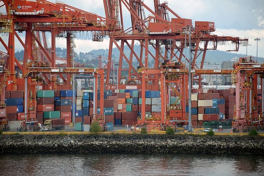 Le Canada surtaxe les importations chinoises