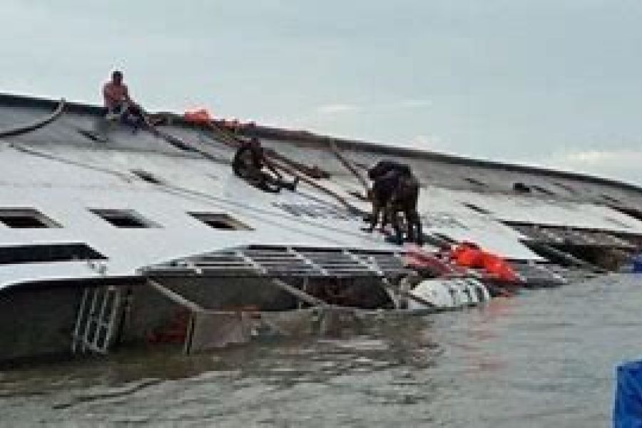 Nigeria : Au moins 40 personnes portées disparues après le naufrage d'un bateau