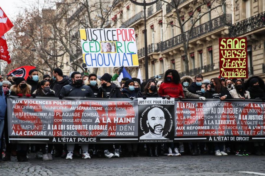 Trois policiers jugés pour homicide involontaire dans l'affaire Chouviat