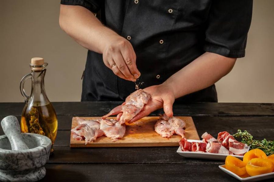 Comment l’appétit croissant des consommateurs pour le poulet dégrade la balance commerciale de la France