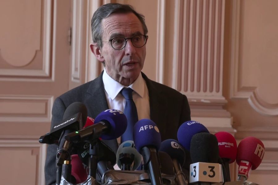 L’obsession sécuritaire : Portrait d'un Bruno Retailleau en quête de contrôle total