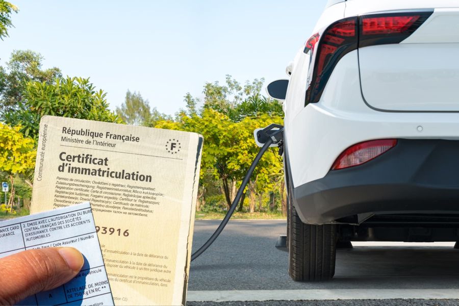Carte grise payante pour les voitures électriques : impact sur la mobilité verte et le secteur automobile