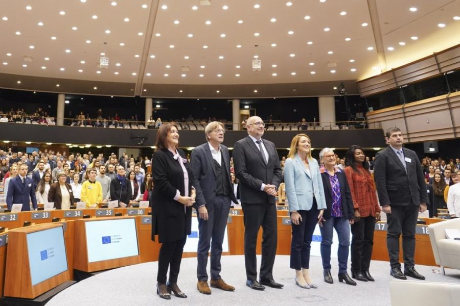 L'Appel des intellectuels et l'avenir de l'Europe – Pourquoi l'intelligence collective doit supplanter la force brute