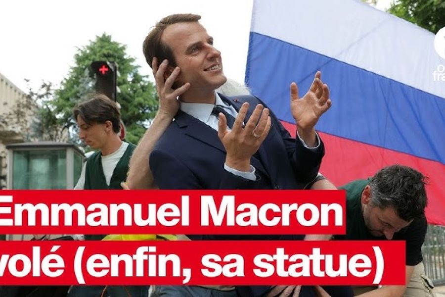 La statue de Macron volée et déposée devant l’ambassade de Russie – Greenpeace relance le débat sur l’écologie politique