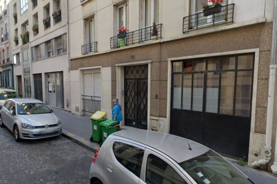 Paris : un homme poignardé à mort dans un appartement lors d’un « rendez-vous sexuel ». Crime passionnel ou guet-apens ?