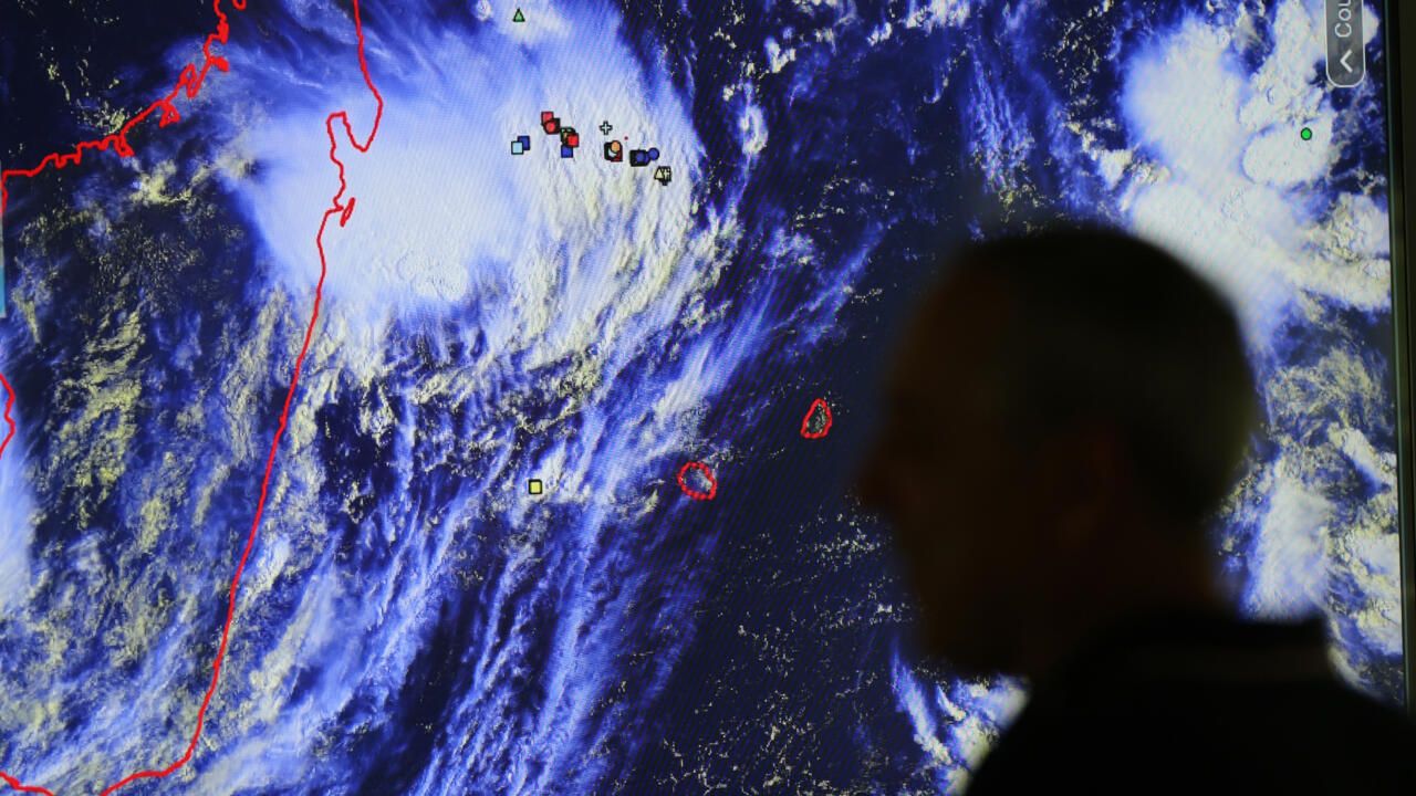 Tempête Garance : La Réunion en alerte orange mercredi à l’approche d’un cyclone