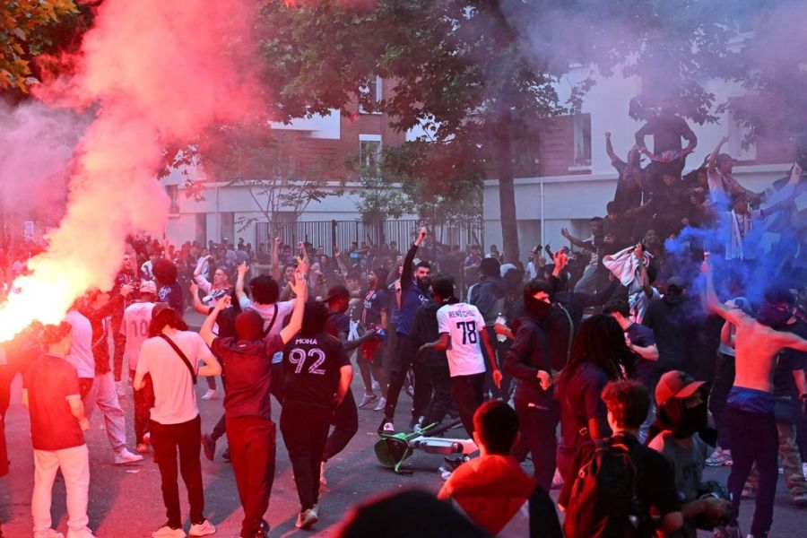 Fête de la musique à Paris, 371 interpellations et de nombreux blessés – un miroir des tensions urbaines françaises